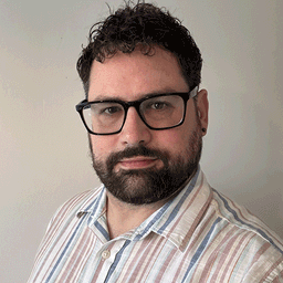 Iain MacLeod (he/him)